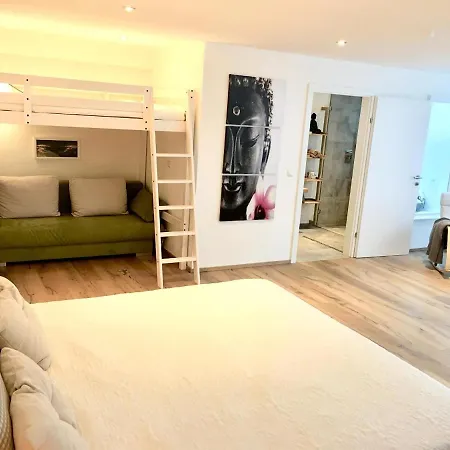 Zur Loipe Modern Maisonette Apartment *